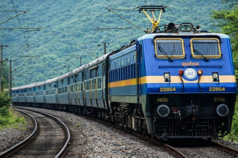 రైల్వే టికెట్లపై భారీ డిస్కౌంట్‌.. ఈ ఒక్క యాప్‌తోనే అవకాశం!