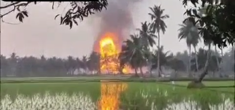 కోనసీమలో కలకలం: ONGC పైప్‌లైన్ పేలుడు.. గ్యాస్ లీక్ భయం!