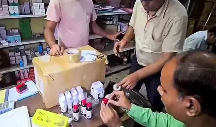 దగ్గు సిరప్ ల  అమ్మకాలపై కేంద్రం కఠిన ఆంక్షలు…