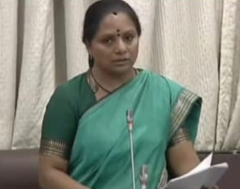 ఎమ్మెల్సీ పదవికి కవిత రాజీనామా. మండలిలో కన్నీరు కార్చిన కవిత…