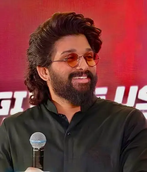 టోక్యోలోనూ ‘పుష్ప’ తగ్గేదే లే.. జపనీస్ డైలాగ్‌తో అల్లు అర్జున్ సెన్సేషన్!