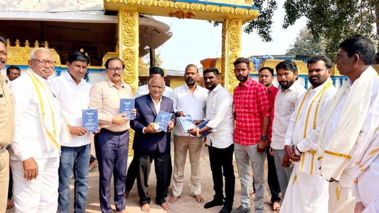 ఆర్టీఐ దరఖాస్తులపై నిర్లక్ష్యం వహిస్తే కఠిన చర్యలు: రాష్ట్ర సమాచార కమిషనర్లు  రామగుండం పారిశ్రామిక ప్రాంత సమస్యలపై కమిషనర్లతో మహేందర్ గౌడ్ చర్చ