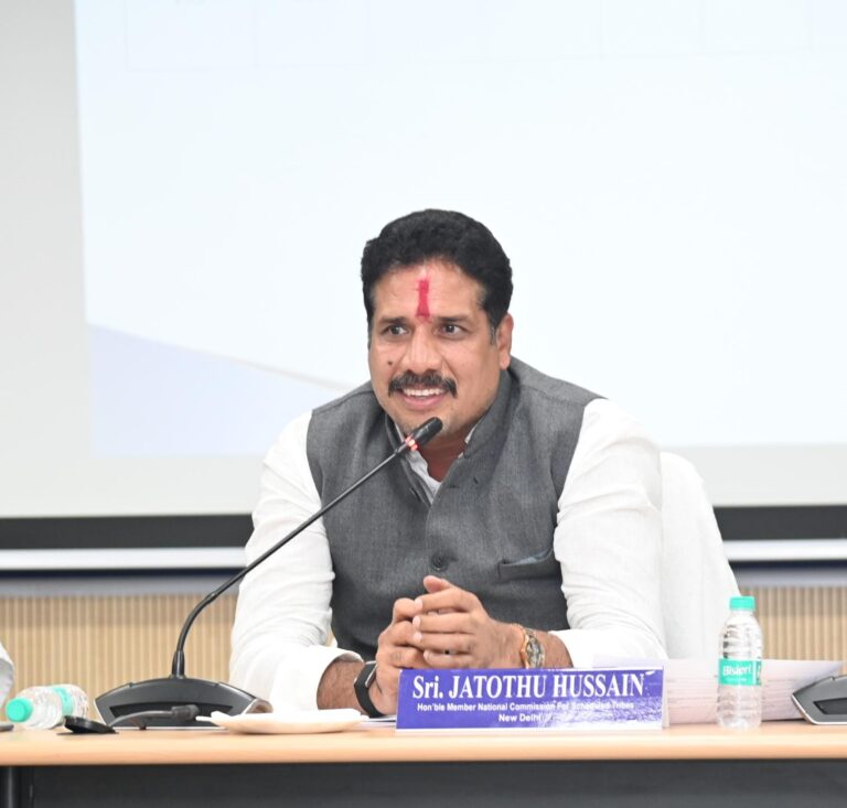రాజీవ్ నగర్ లంబాడి తండా భూ సమస్యలను పరిశీలించిన జాతీయ ఎస్టీ కమిషన్ సభ్యులు జాటోత్ హుస్సేన్ నాయక్.సింగరేణి సీఎండీకి లేఖ రాస్తాం : జాతీయ ఎస్టీ కమిషన్ సభ్యులు