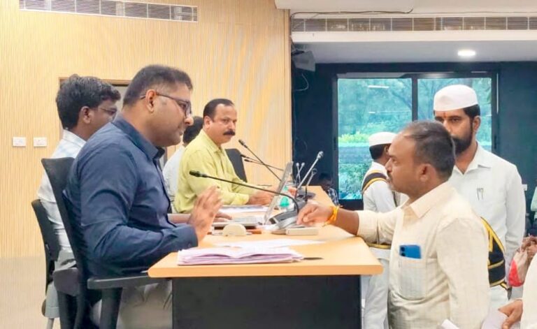 ప్రజావాణి లో అర్జీల పరిష్కారం సత్వరమే చేయాలి:: జిల్లా కలెక్టర్ కోయ శ్రీహర్ష